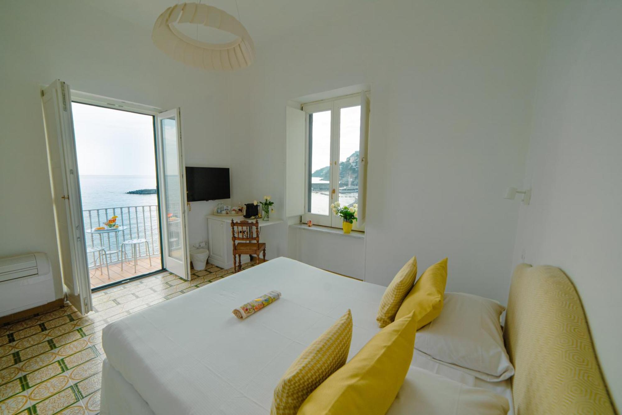 Dimore De Luca- Sea View อามาลฟี ภายนอก รูปภาพ
