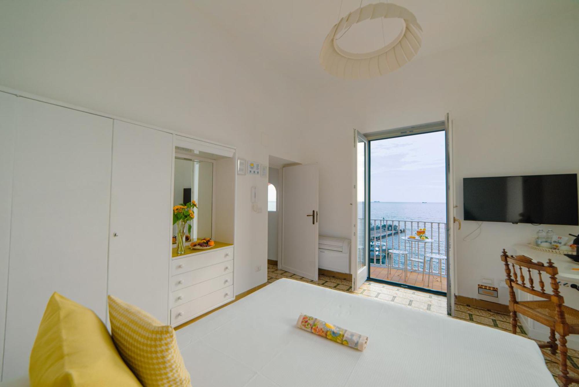 Dimore De Luca- Sea View อามาลฟี ภายนอก รูปภาพ